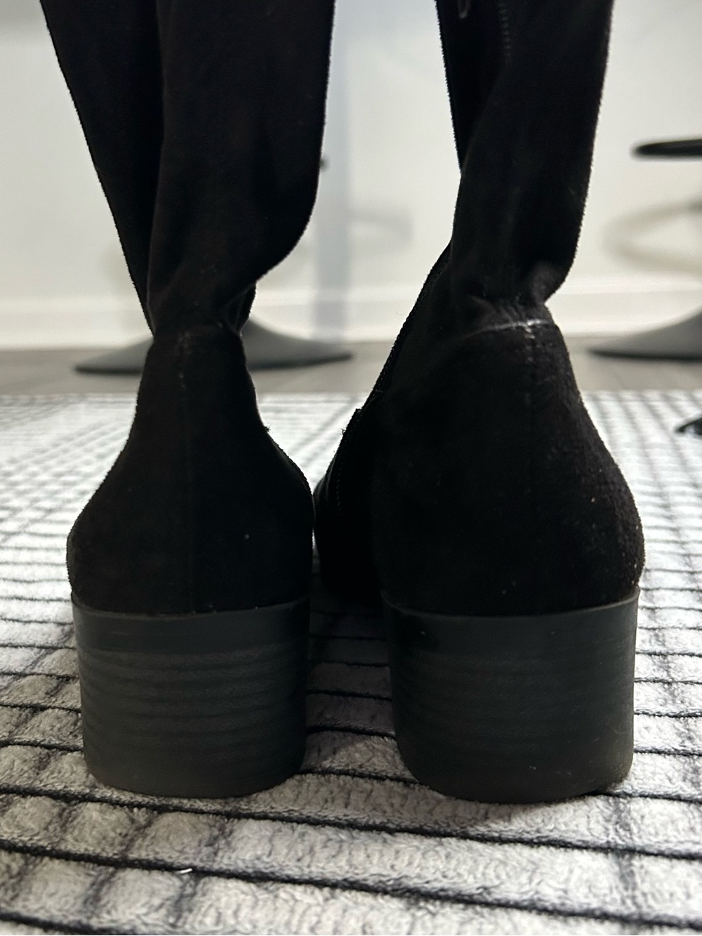 Women’s Steve Madden Over-The-Knee Block Heel Boots (6) - Picture 4 of 13
